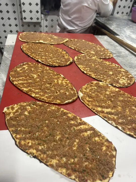 Lahmacunseverler buraya...